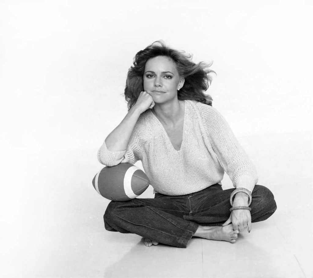 44 Sexy and Hot Sally Field Pictures – Bikini, Ass, Boobs 74