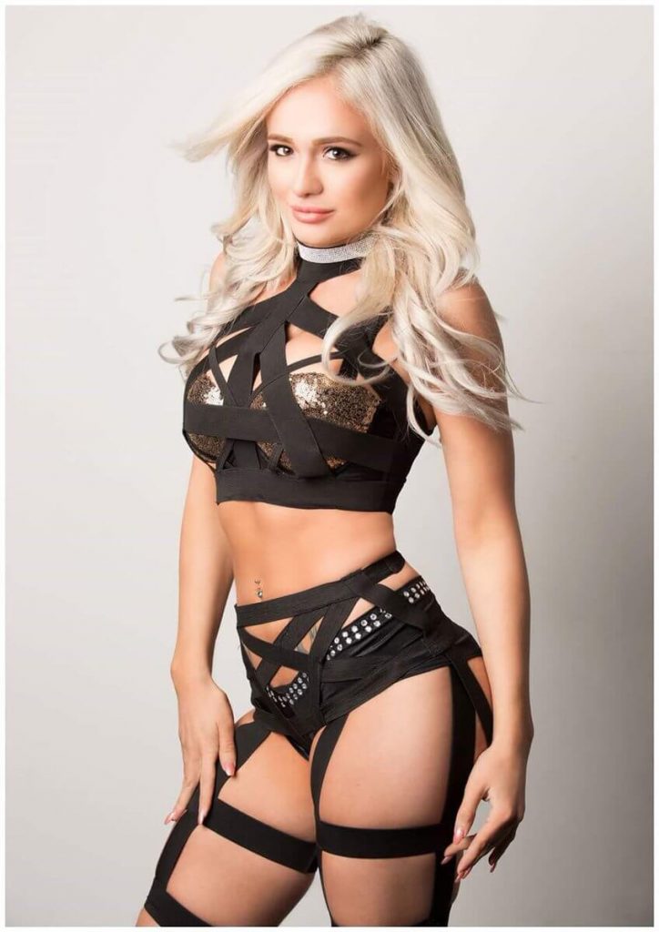 40 Sexy and Hot Scarlett Bordeaux Pictures – Bikini, Ass, Boobs 9