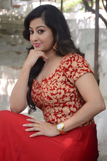 Tamil Actress Tejaswini Prakash Latest Cute Pics 4