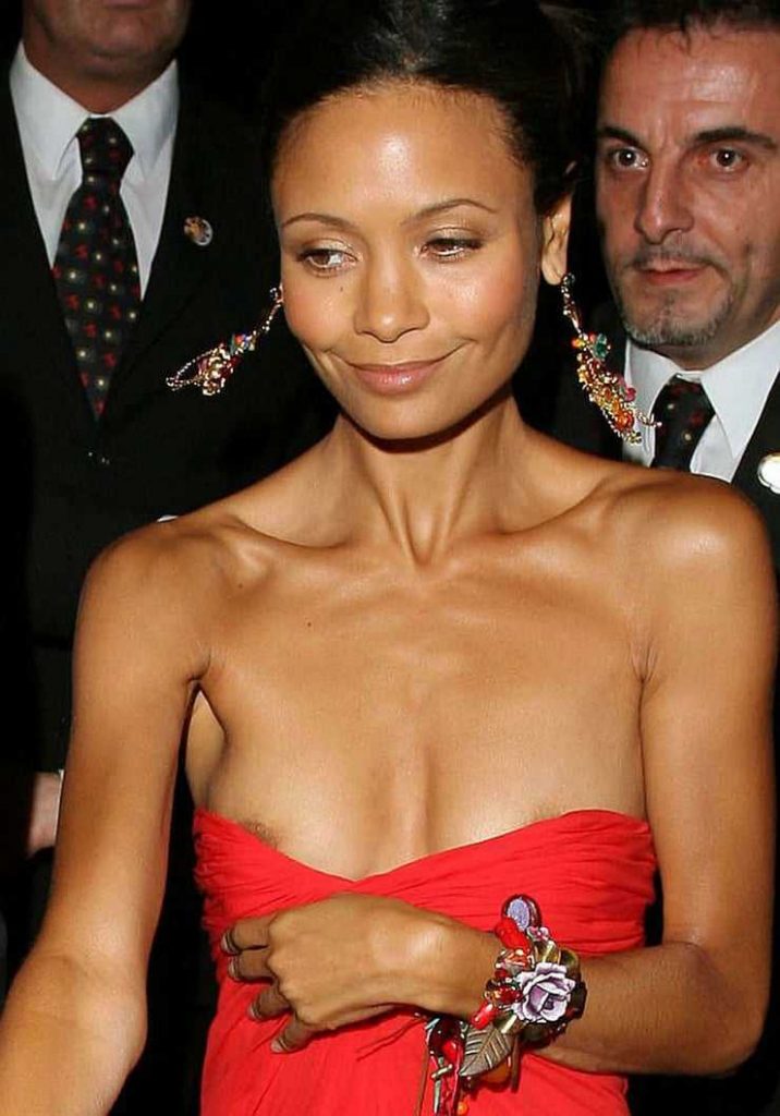53 Sexy and Hot Thandie Newton Pictures – Bikini, Ass, Boobs 11