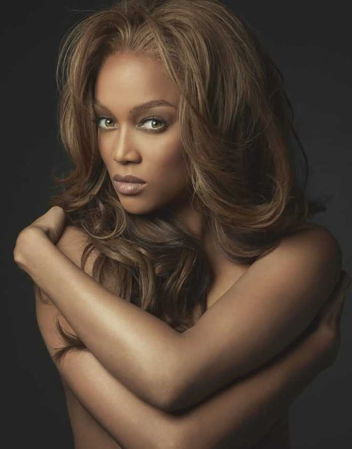 45 Sexy and Hot Tyra Banks Pictures – Bikini, Ass, Boobs 24