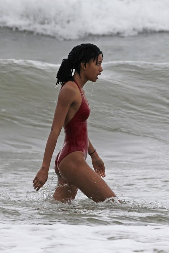 Topless willow smith Willow Smith.