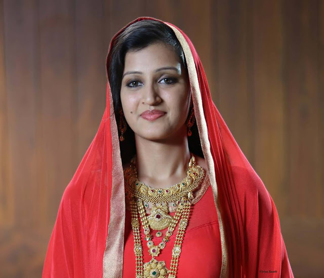 Viviya Santh South Indian Actress Latest Photoshoot Pics 4