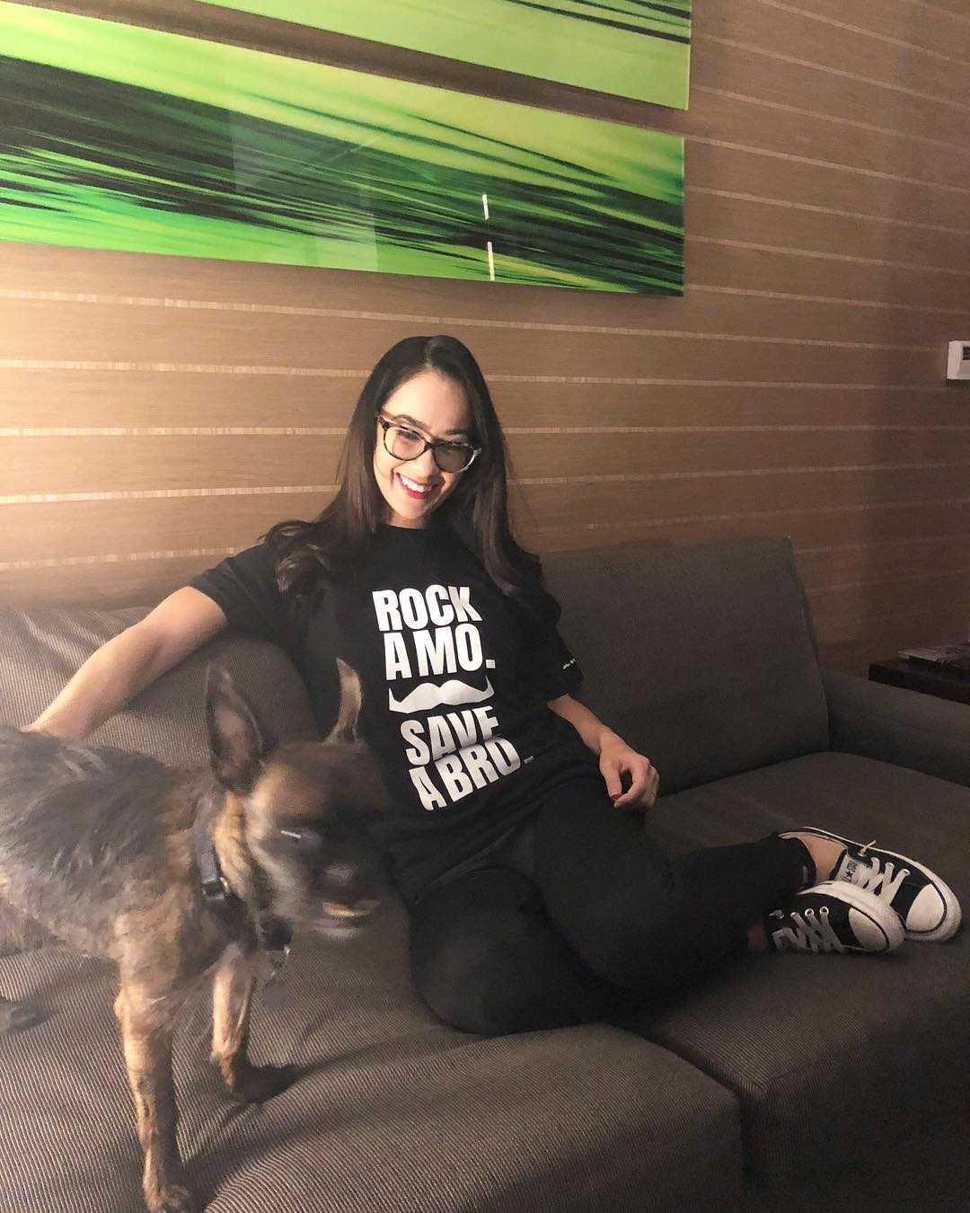 70+ Hot Pictures Of AJ Lee WWE Diva 22