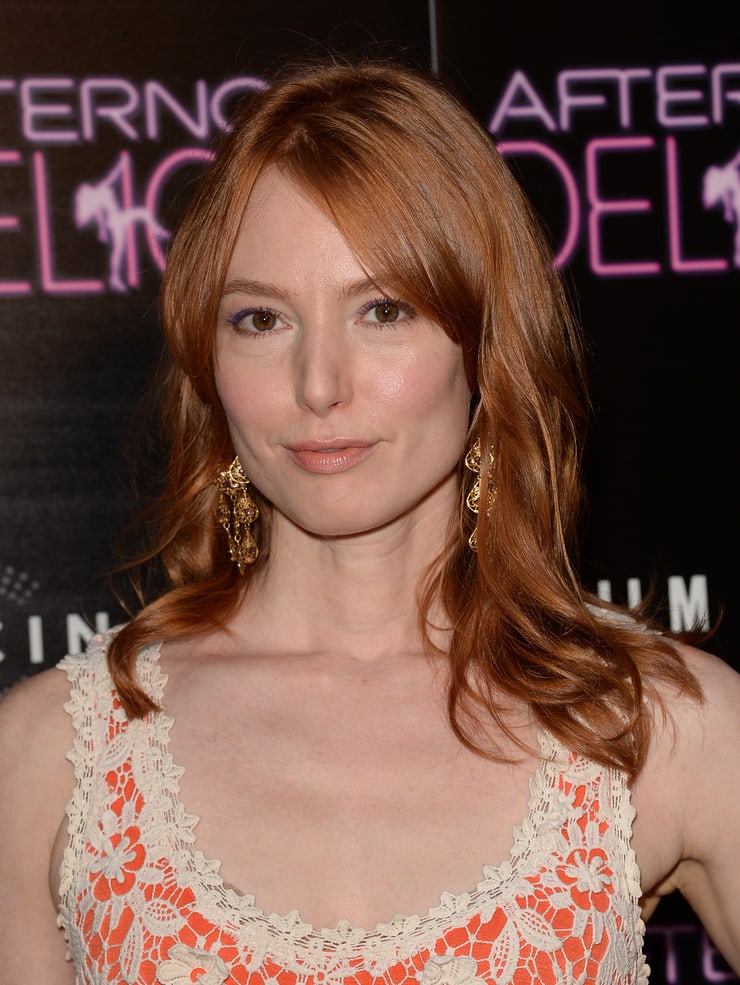 50 Sexy and Hot Alicia Witt Pictures – Bikini, Ass, Boobs 30