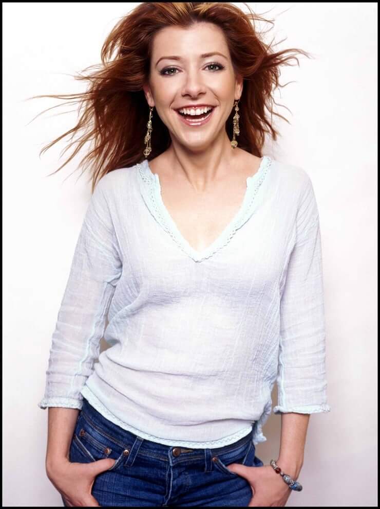 70+ Hot Pictures Of Alyson Hannigan Which Will Make You Fall In Love With Her Sexy Body 4