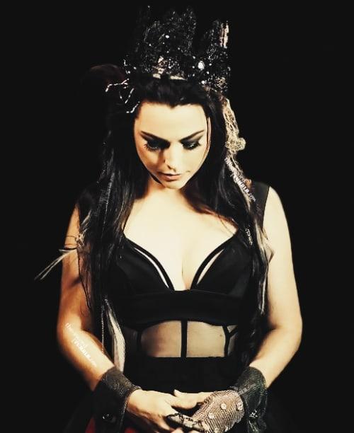 70+ Hot Pictures Of Amy Lee From Evanescence Prove She Is The Sexiest Woman On The Planet 14