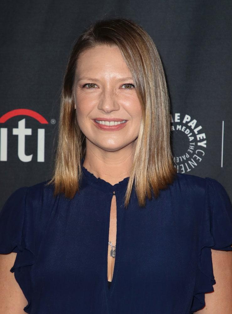 70+ Hot Pictures Of Anna Torv Will Make You Drool For Her 10