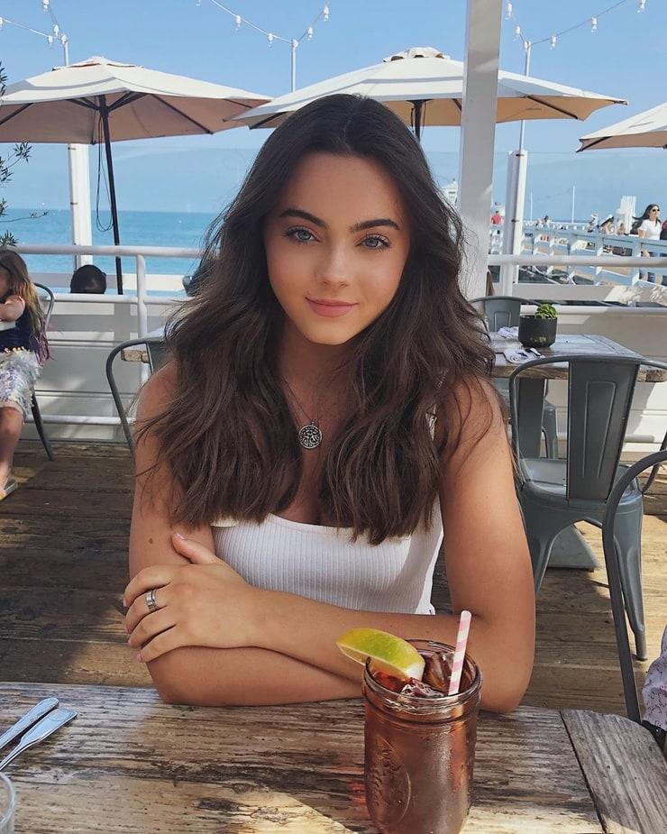 51 Hot Pictures Of Ava Allan Are Going To Liven You Up 36