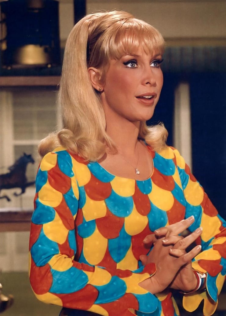 70+ Hot Pictures Of Barbara Eden From I Dream of Jeannie Are Just Too Yum For Her Fans 129