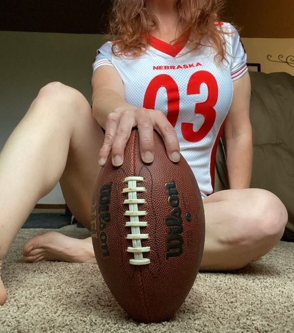 Root root for her team: Hot Girls Challenge Edition (117 Photos) 18+