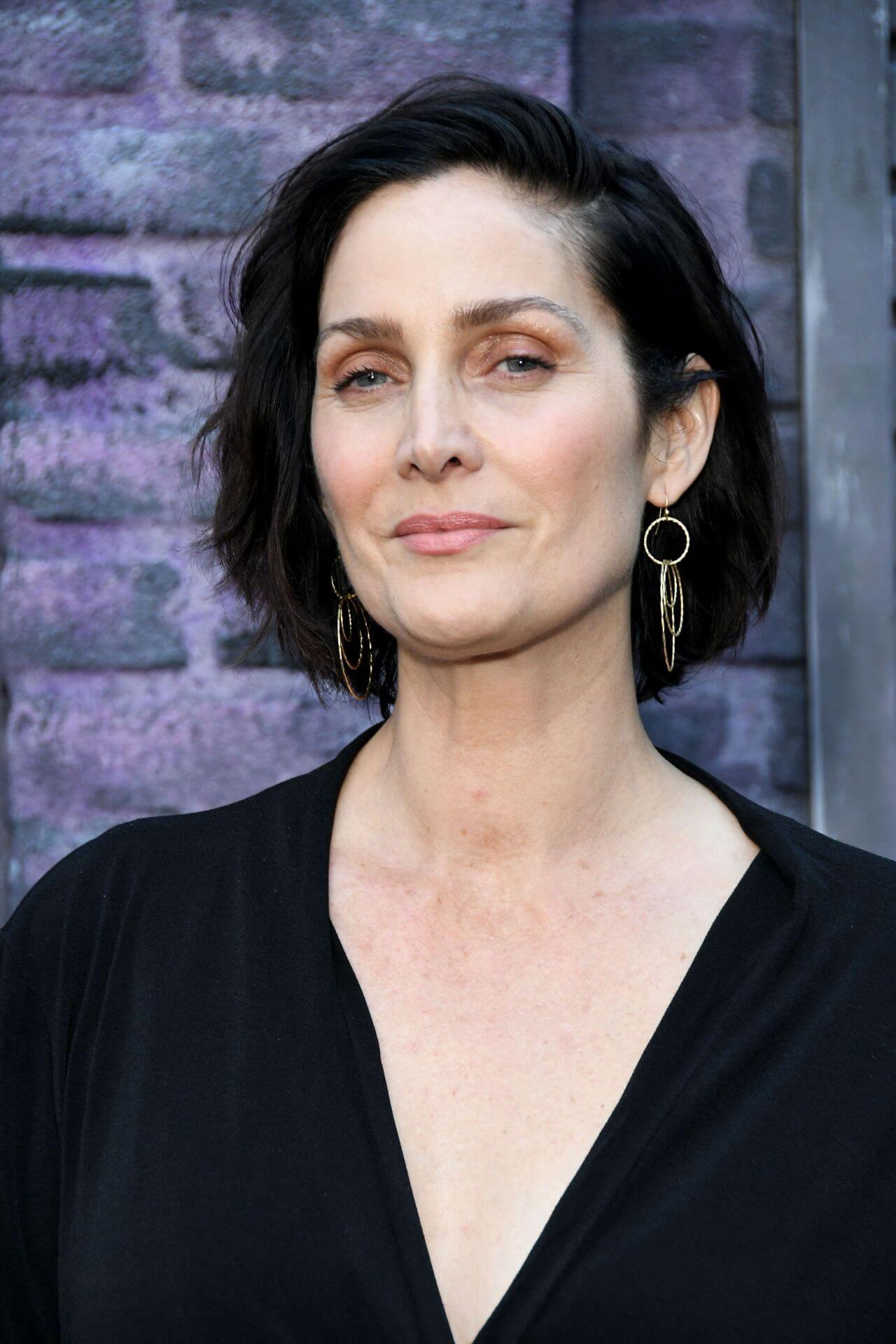 70+ Hot Pictures Of Carrie Anne Moss Will Drive You Nuts For Her 530