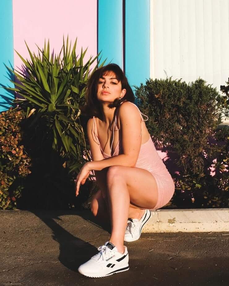 43 Sexy and Hot Charli XCX Pictures – Bikini, Ass, Boobs 64