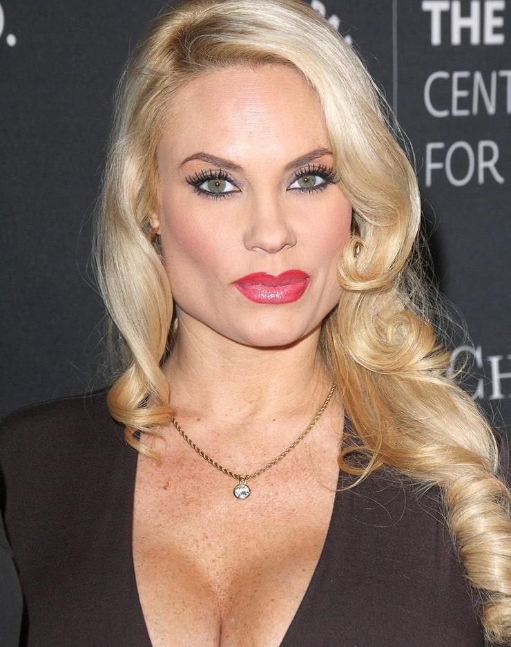 70+ Hot Pictures Of Coco Austin Will Prove That She Is One Of The Hottest And Sexiest Women 18