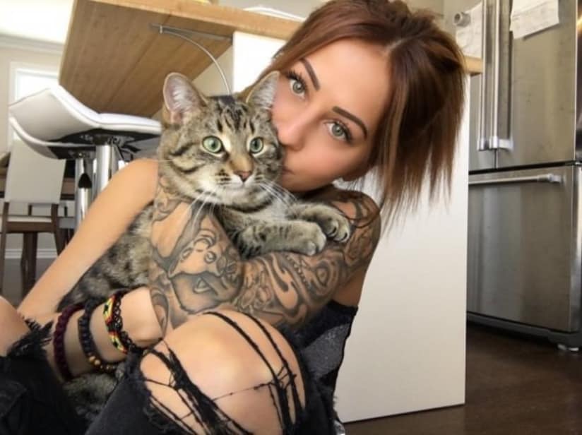 60 Sexy Animal Lovers 131