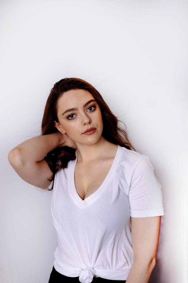 70+ Danielle Rose Russell Hot Pictures Will Drive You Nuts For Her 41
