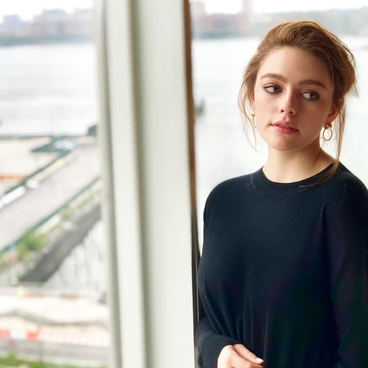 70+ Danielle Rose Russell Hot Pictures Will Drive You Nuts For Her 42
