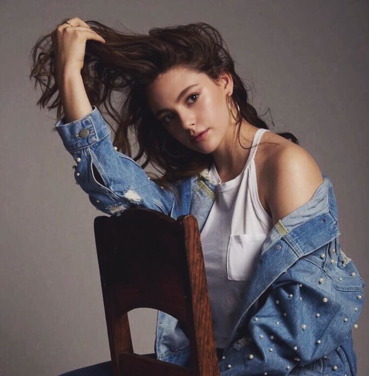 70+ Danielle Rose Russell Hot Pictures Will Drive You Nuts For Her 46