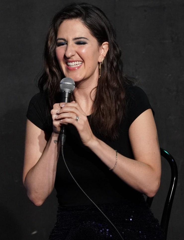 70+ Hot Pictures Of D’Arcy Carden Which Will Drive You Nuts For Her 124