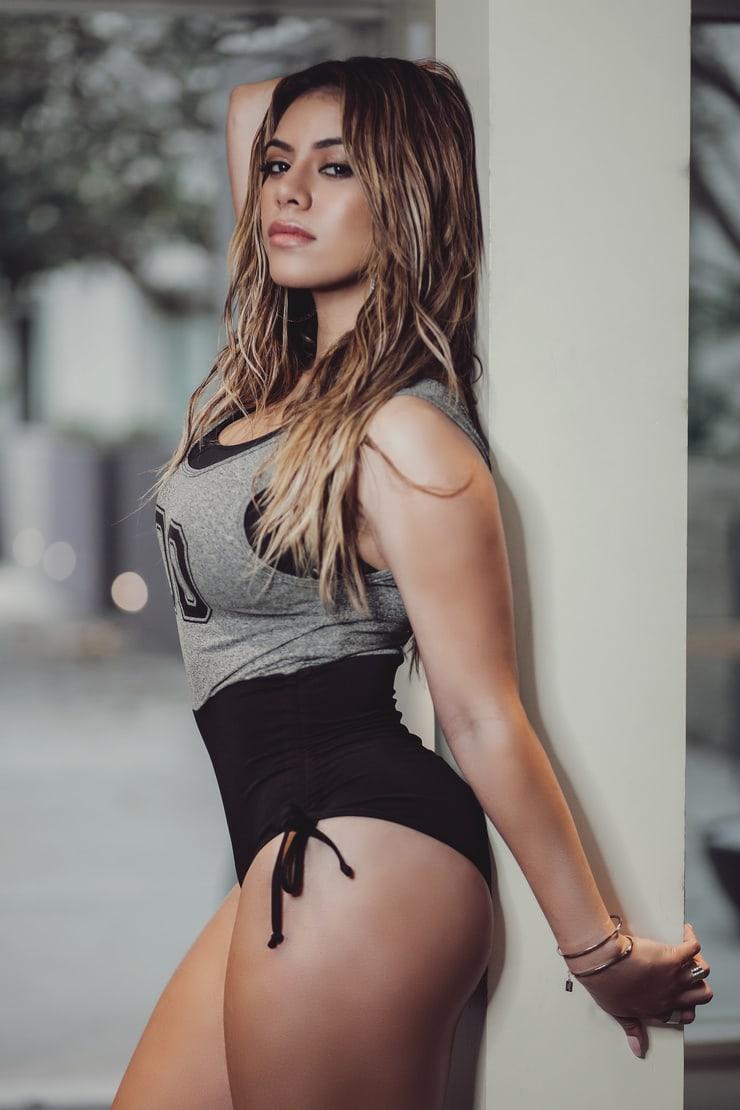 51 Hot Pictures Of Dinah Jane That Will Make Your Heart Pound For Her 27