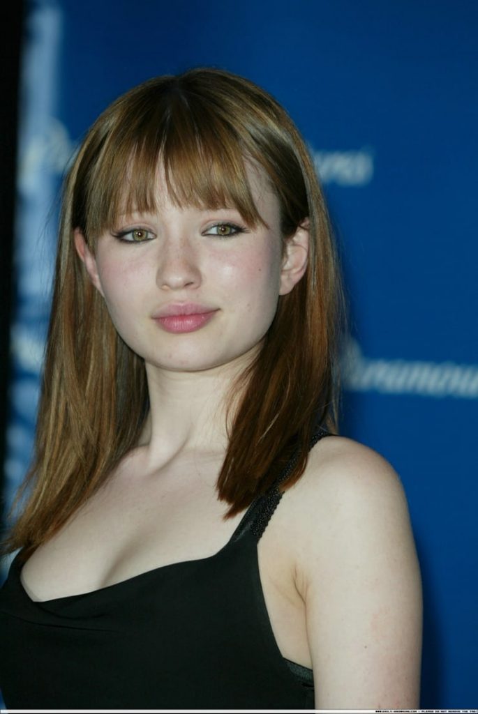 41 Sexy and Hot Emily Browning Pictures - Bikini, Ass, Boobs.