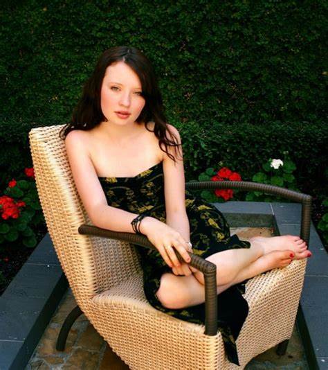 41 Sexy and Hot Emily Browning Pictures – Bikini, Ass, Boobs 280