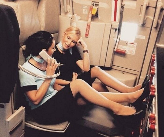 33 Funny Flight Attendants That Will Make Your Day-06