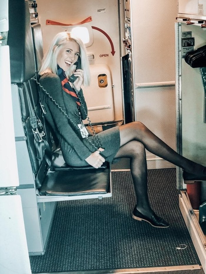 33 Funny Flight Attendants That Will Make Your Day-33