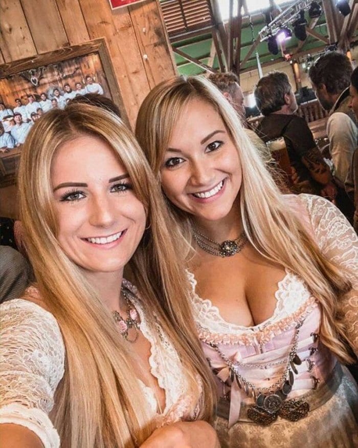 Gorgeous Girls At Oktoberfest (50 Photos)-47