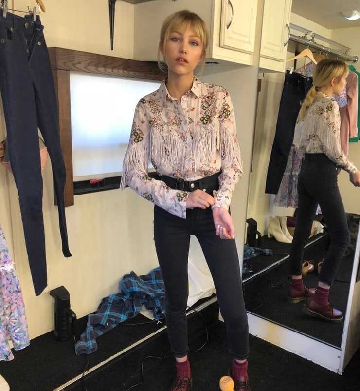 61 Sexy Grace VanderWaal Boobs Pictures That Will Fill Your Heart With Joy A Success 34