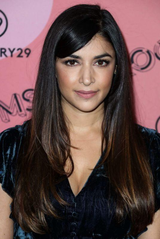 70+ Hot Pictures Of Hannah Simone Are Sexy As Hell 254