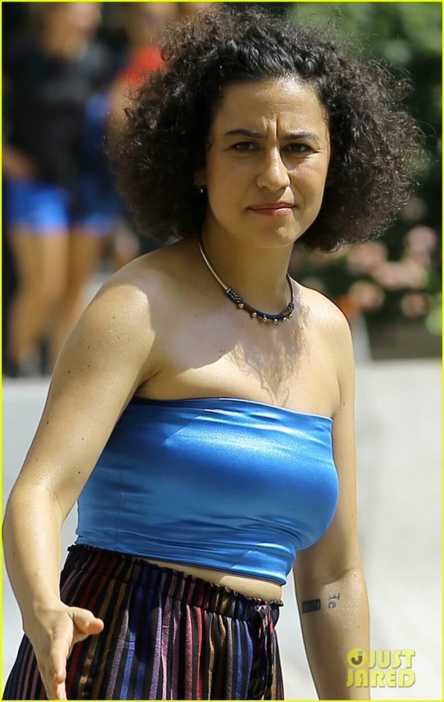 40 Sexy and Hot Ilana Glazer Pictures – Bikini, Ass, Boobs 13