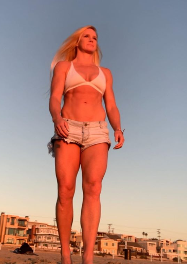 60 Sexy and Hot Holly Holm Pictures – Bikini, Ass, Boobs 26