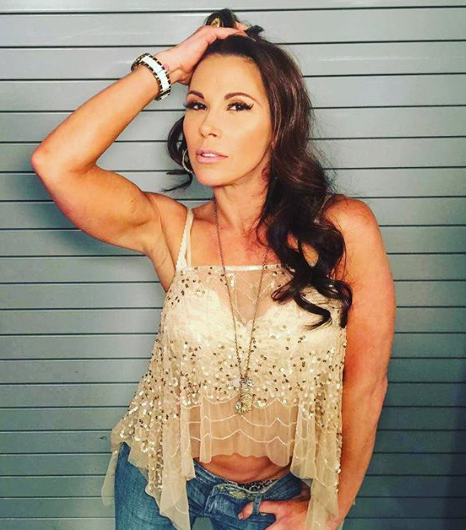 54 Sexy and Hot Mickie James Pictures – Bikini, Ass, Boobs 50