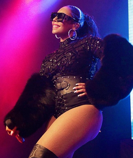 50 Sexy and Hot Ashanti Pictures – Bikini, Ass, Boobs 17