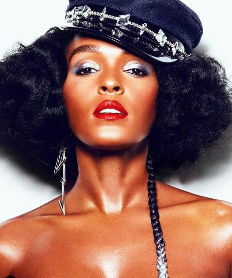 45 Sexy and Hot Janelle Monae Pictures – Bikini, Ass, Boobs 3