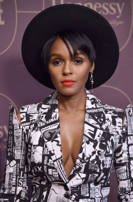 45 Sexy and Hot Janelle Monae Pictures – Bikini, Ass, Boobs 19