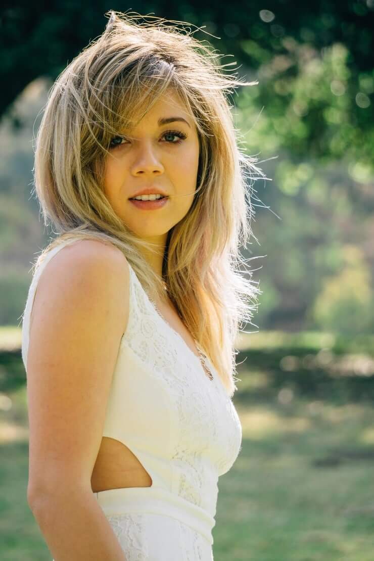 70+ Hot Pictures Of Jennette McCurdy That Are Simply Gorgeous 137