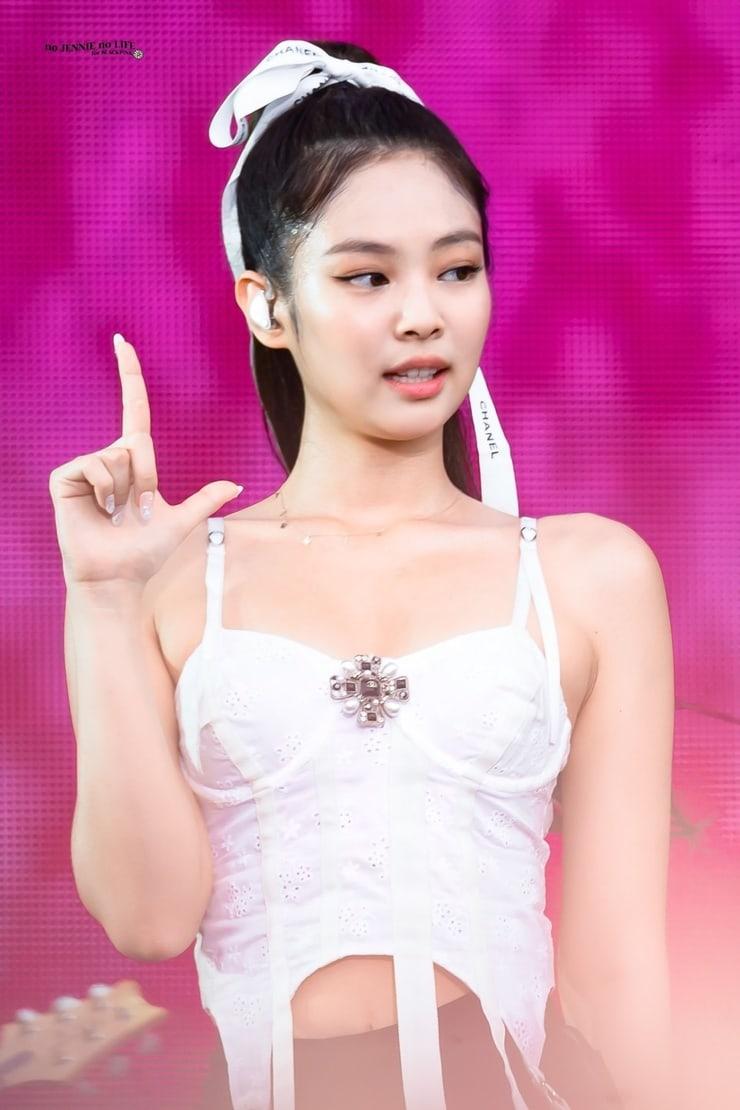 70+ Hot Pictures Of Jennie Kim Which Will Leave You Dumbstruck 2