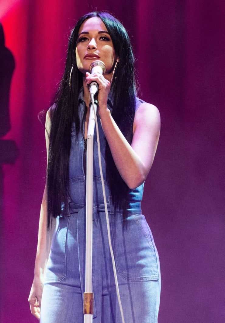 61 Sexy Kacey Musgraves Boobs Pictures Are Truly Entrancing And Wonderful 441