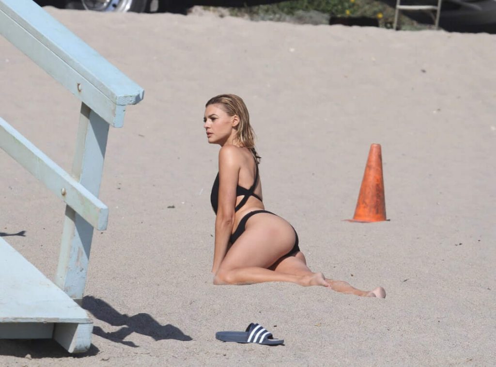 51 Sexy and Hot Kelly Rohrbach Pictures – Bikini, Ass, Boobs 46