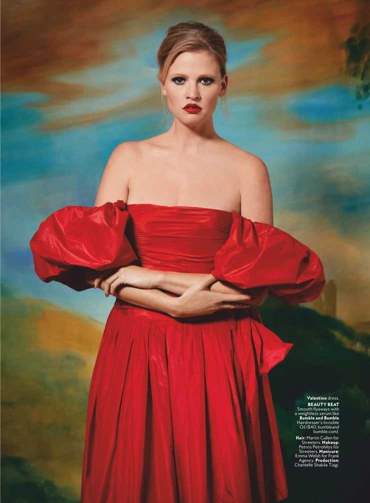 61 Sexy Lara Stone Boobs Pictures Are Blessing From God To People 369