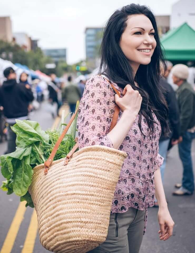 70+ Hot Pictures of Laura Prepon from Orange Is The New Black Will Get You Hot Under Collars 7