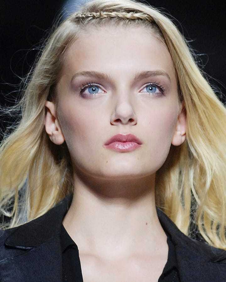 61 Sexy Lily Donaldson Boobs Pictures Which Will Make You Feel Arousing 19