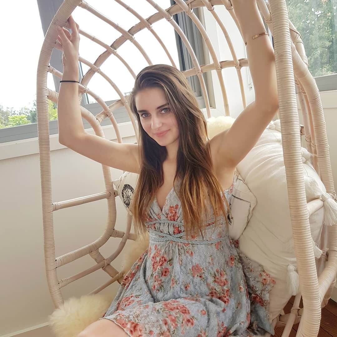 70+ Loserfruit Hot Pictures Are Too Much For You To Handle 31