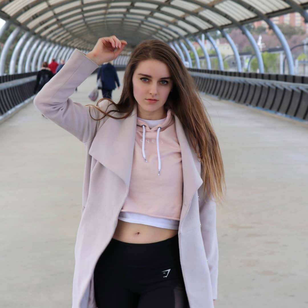 70+ Loserfruit Hot Pictures Are Too Much For You To Handle 21