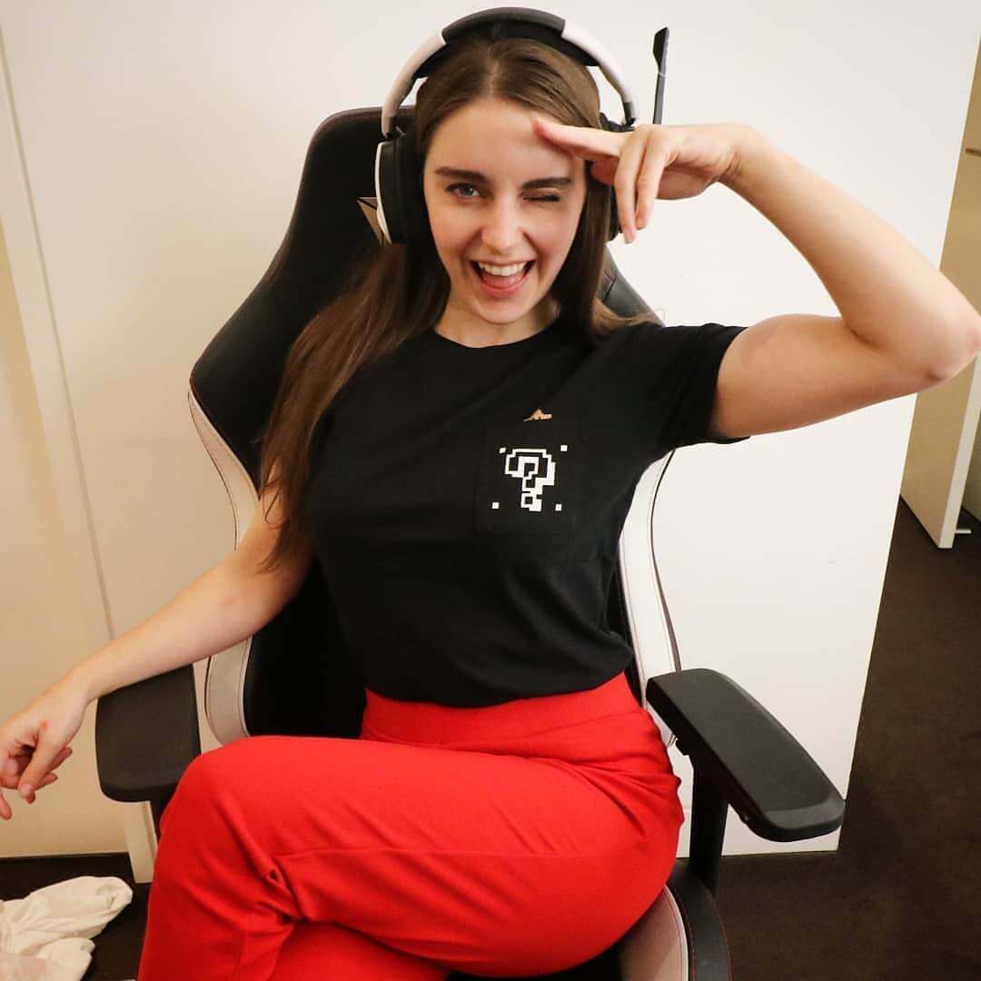 70+ Loserfruit Hot Pictures Are Too Much For You To Handle 3