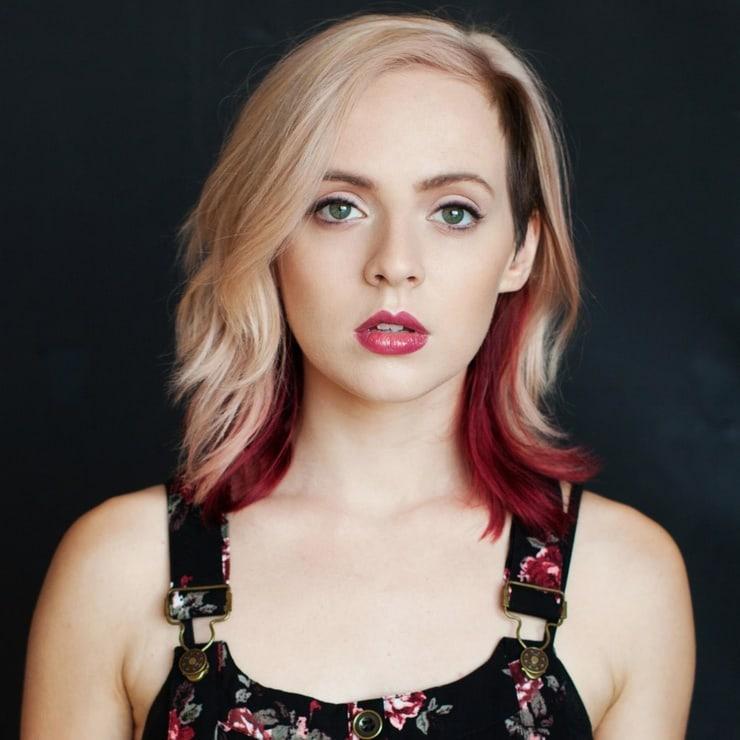 61 Sexy Madilyn Bailey Boobs Pictures Demonstrate That She Is A Gifted Individual 45
