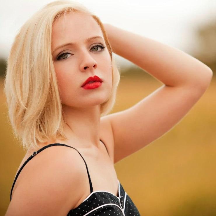 61 Sexy Madilyn Bailey Boobs Pictures Demonstrate That She Is A Gifted Individual 44