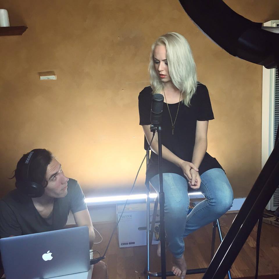 61 Sexy Madilyn Bailey Boobs Pictures Demonstrate That She Is A Gifted Individual 7
